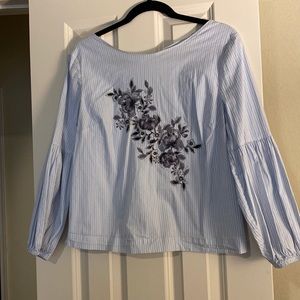 White House Black Mkt light blue/white striped blouse w/floral detail